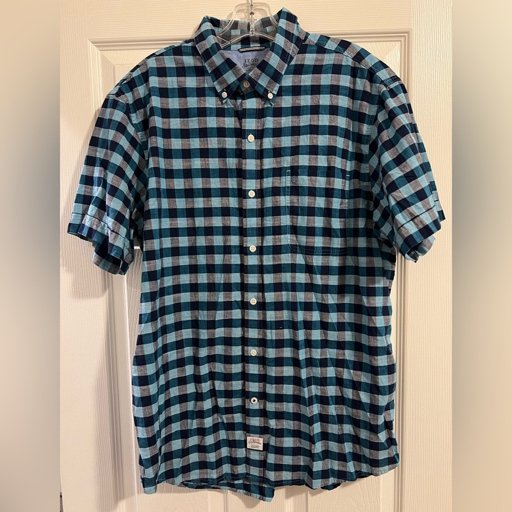 IZOD Saltwater | Button-Down - Picture 1 of 4